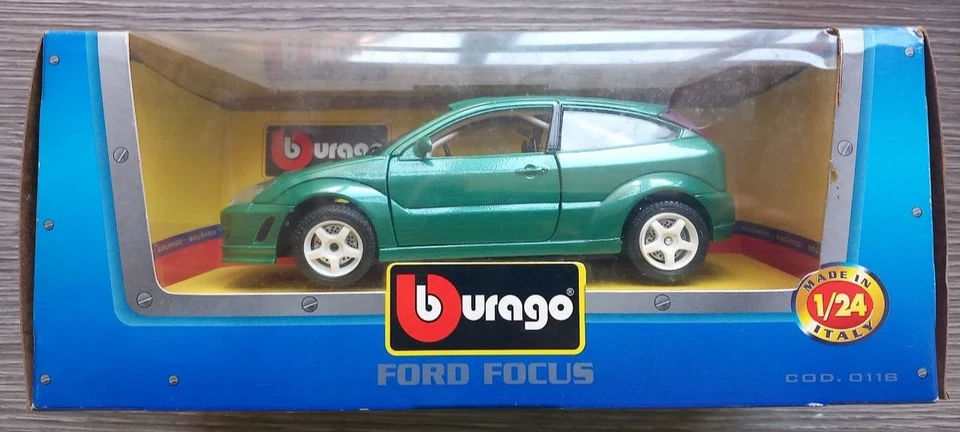 Bburago Ford Focus, automodello scala 1:24 -cod. 0118 , vintage (1684) - Immagine 2 di 4