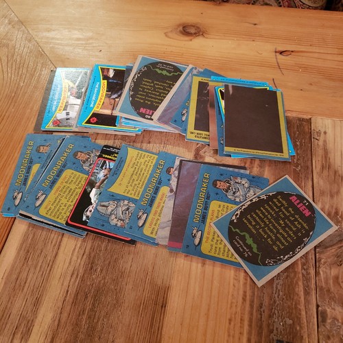 1979 Topps ALIEN Moonraker Lost In Space Lot Trading Cards Horror Movie Vintage - Picture 3 of 3