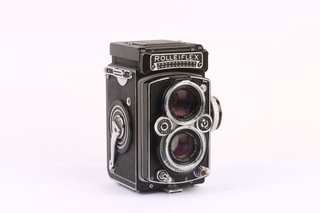 Rolleiflex Medium Format Film Camera Working w/ Carl Zeiss 75mm Lens