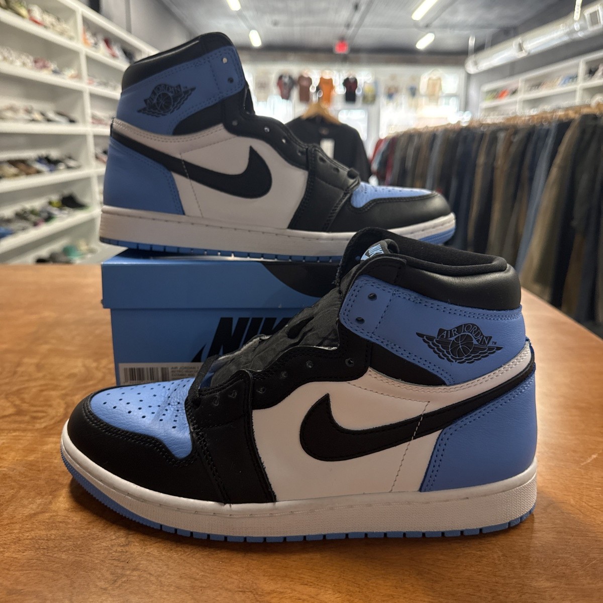 jordan 1 hyper royal hibbett sports
