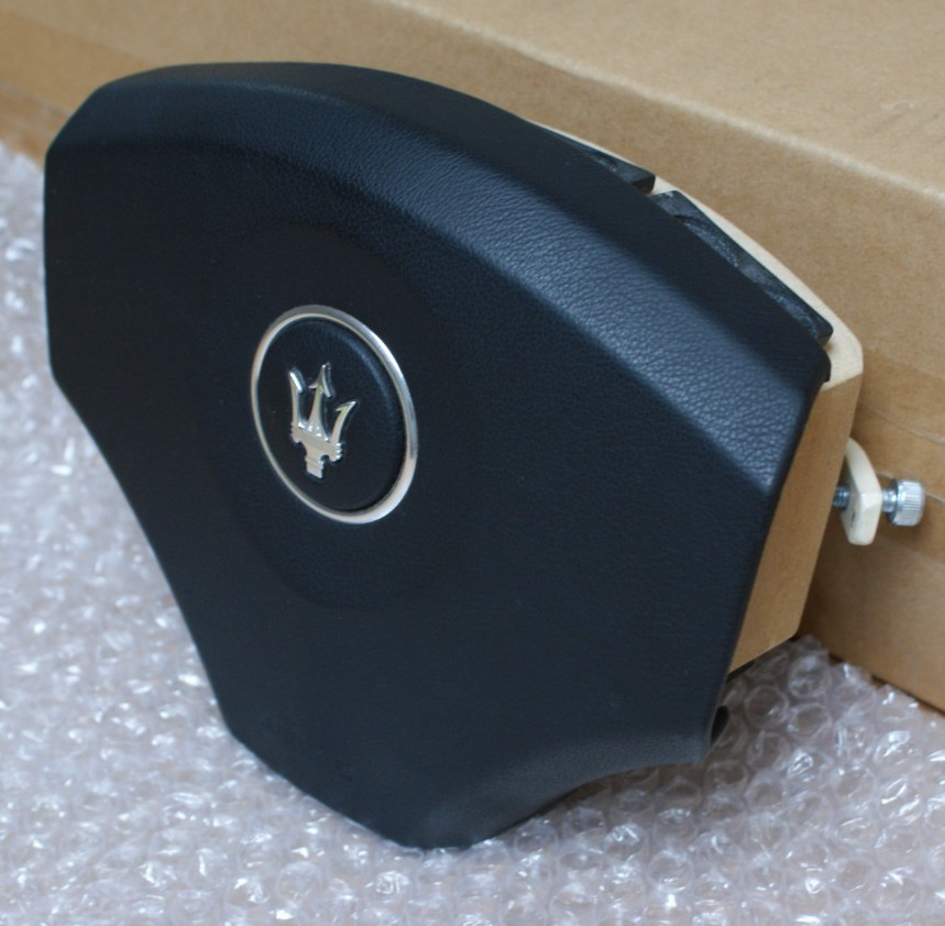 2002-2007 oem Maserati 4200 Steering Wheel center COVER only M-138 coupe spyder