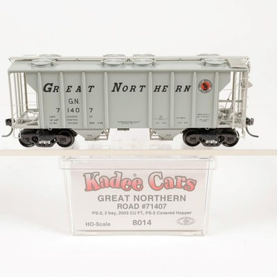 #ad #ad Kadee HO Great Northern GN #71407 PS 2 2003 Cu Ft 2 Bay Covered Hopper 8014 $29.99