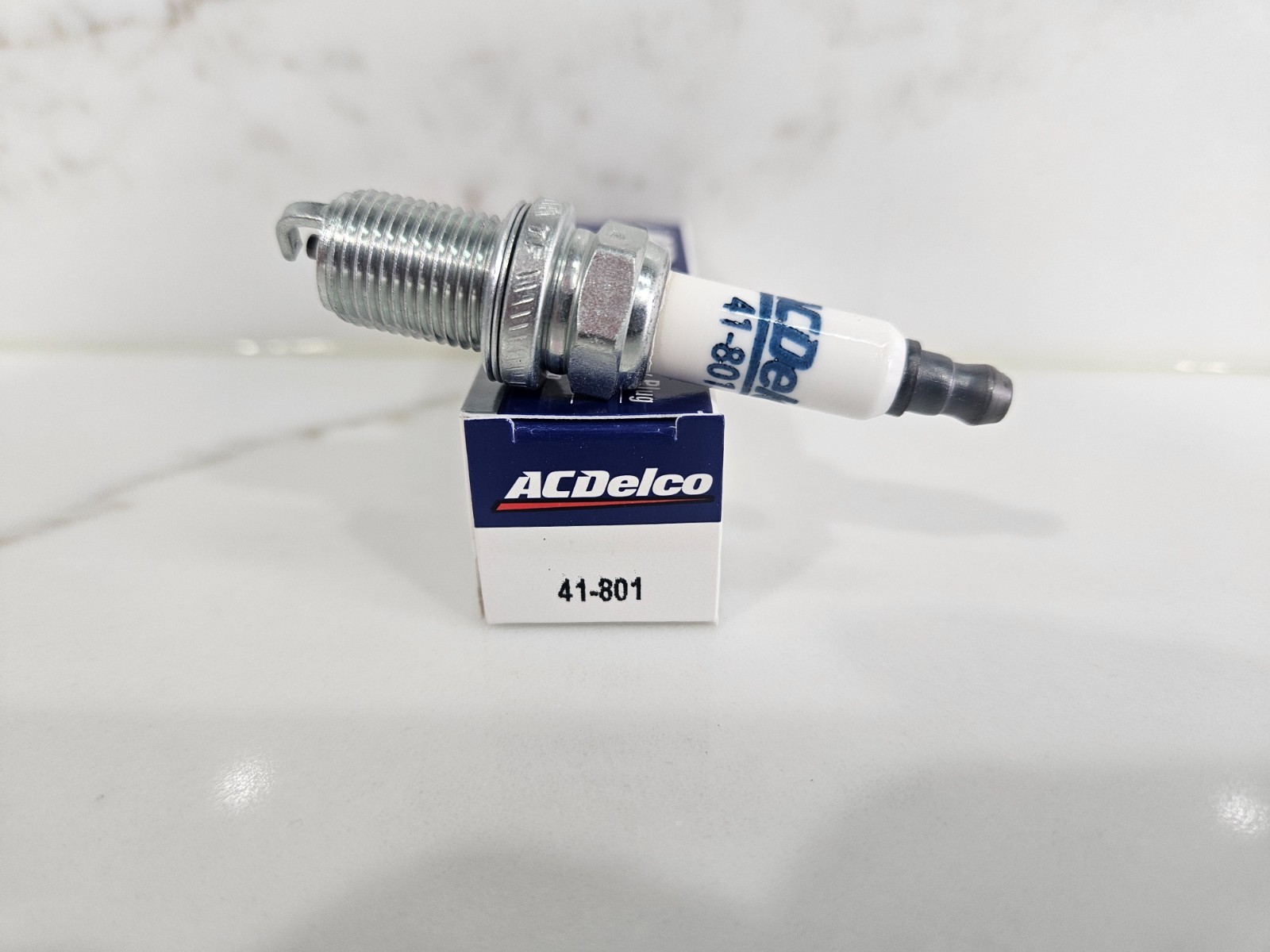 Genuine GM Double Platinum Spark Plug ACDelco 19308034 41-801 SOLD QTY 1