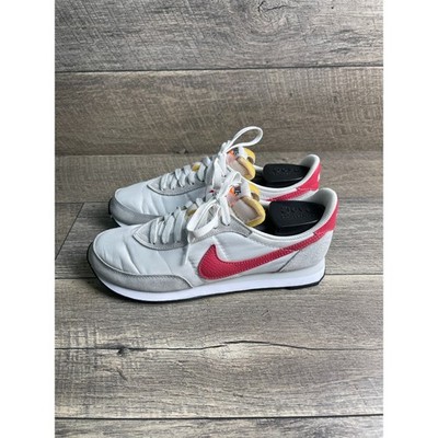 Nike Waffle Trainer 2 DA8291-003 Womens 8.5 Lifestyle Shoes Photon Dust Sneakers