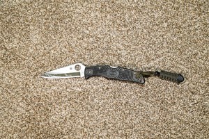 Spyderco Endura 4 VG-10 Clip Point VG-10 Plain FRN Lockback Pocketknife Black