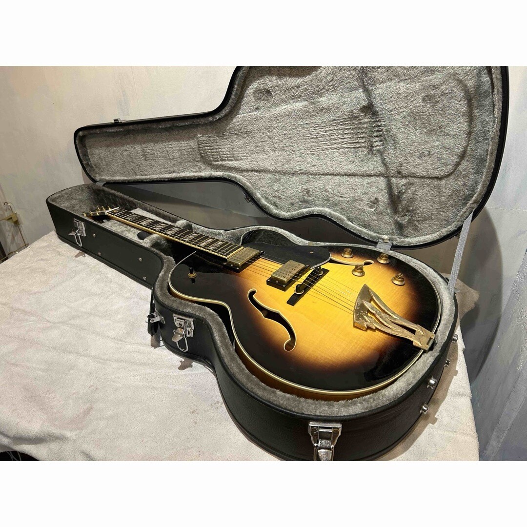 エレキギターWashburn G−JRV/B 絶妙なデザイン Washburn Guitar