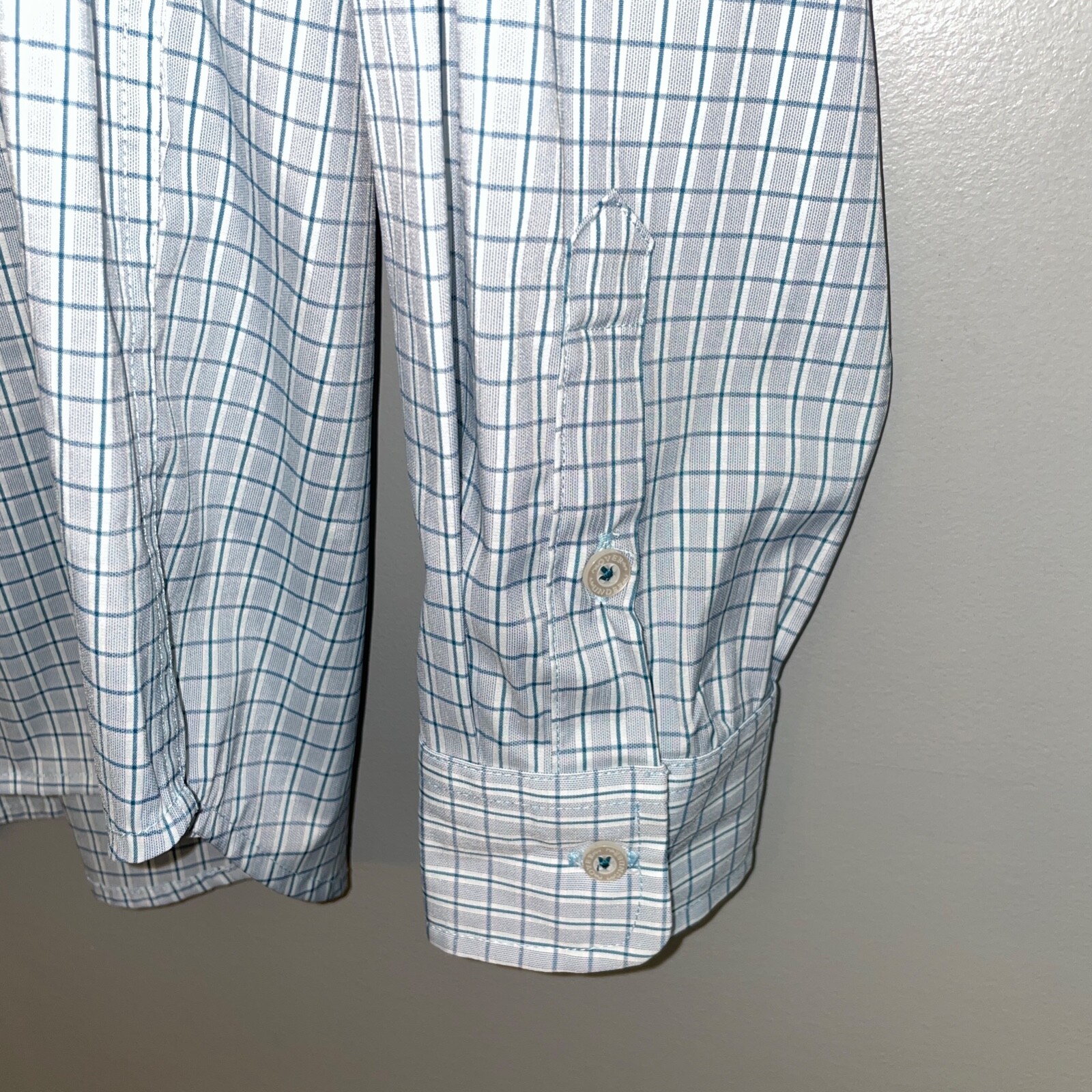 EUC Over Under Performance Button Down Shirt Stre… - image 4