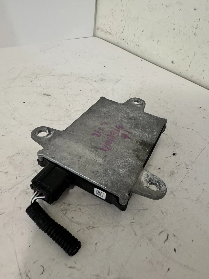 Toyota Sienna 2016 sensor de monitor de punto ciego OEM 88162-08021 Foto 3 de 4