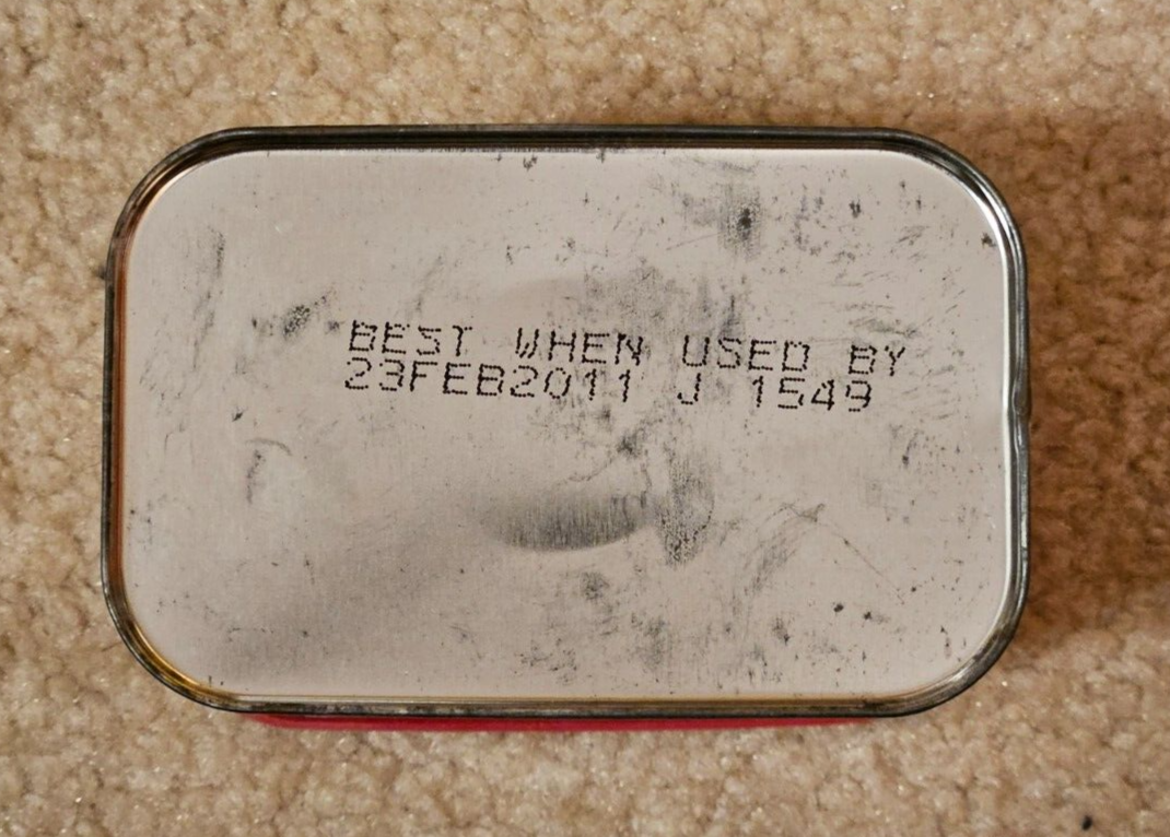 RARE General Foods INTERNATIONAL COFFEES Vintage Tin Hazelnut Cafe RED