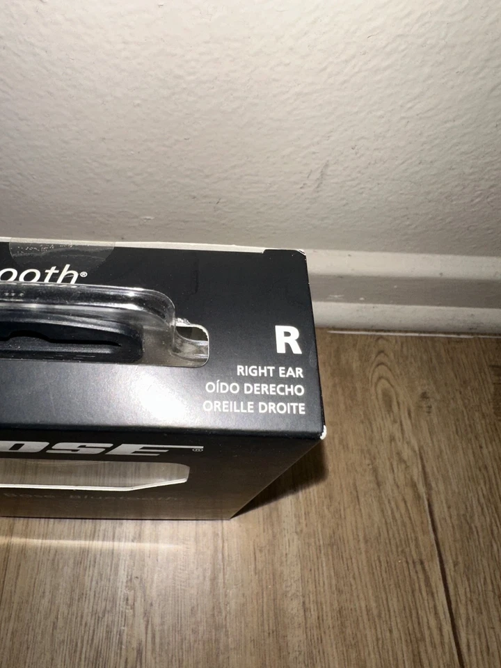 NEW Bose Bluetooth Headset 1st Gen R Right Ear Noise Rejecting Mic -BLACK - Image 4 of 4