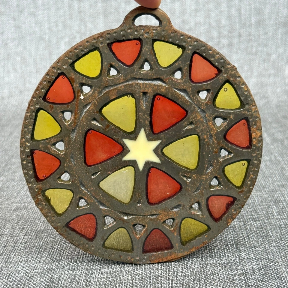 Tetera de vitral de metal vintage remache flor y estrella patrón decoración de cocina Foto 3 de 4