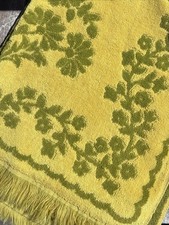 Vintage 70s Cannon Monticello Yellow Green Floral Fringe Bath Terry Towel