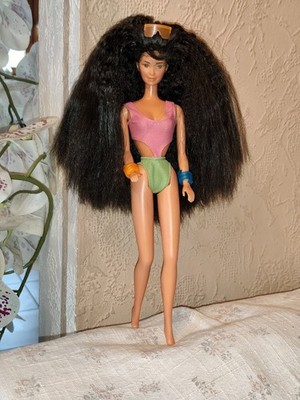 Cl2) Alte schöne Wet 'N Wild KİRA MİKO in original Badeanzug Mattel 1989 Barbie 