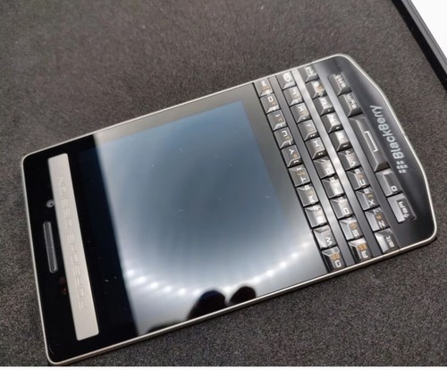 BlackBerry Porsche Design P9983 64 GB Black Smartphone