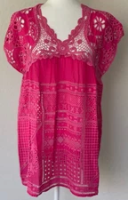 JOHNNY WAS Floral Eyelet Short Sleeve V-Neck Rayon Tunic Top Pink Wms Sz M