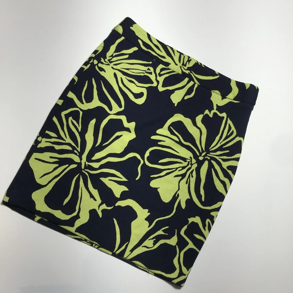 Falda lápiz Grace Elements para mujer 8 puntos ponte negra con patrón floral amarillo Foto 2 de 4