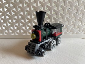 Retired LEGO Creator (31015) Emerald Express 3 In 1 Train Set 100% Complete