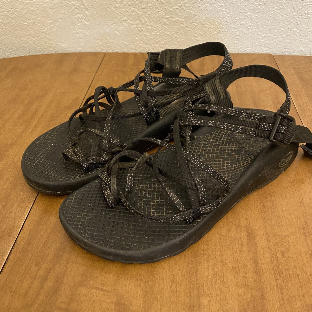 Chaco Sandals Women display picture 2
