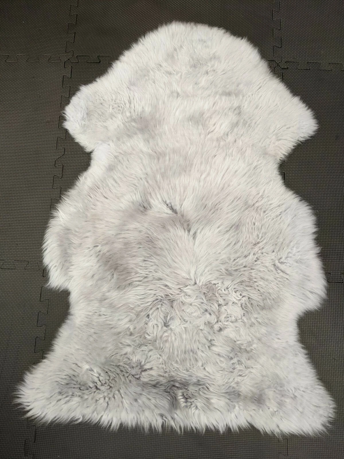 WILLA ARLO INTERIORS Sheepskin Rug in Grey - 55 x 90cm