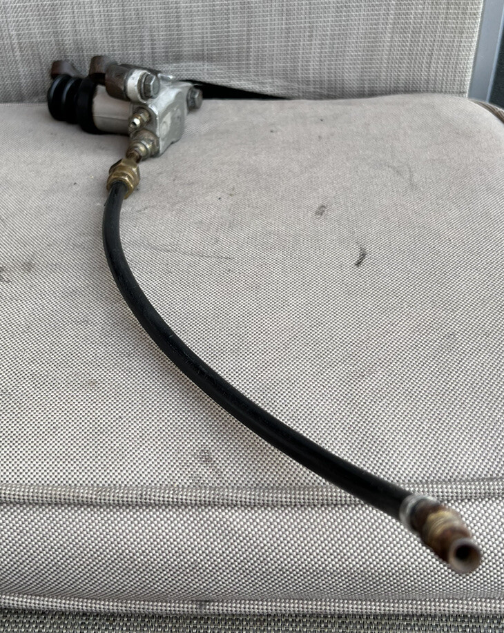 HOLDEN 195662 FEFCFBEK SPECIALSTANDAD GENUINE PBR CLUTCH SLAVE CYLINDER! EC eBay