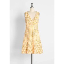 NWT Hutch ModCloth Flutter It Up Buttercup Tiered Yellow Floral Mini Dress Sz 4