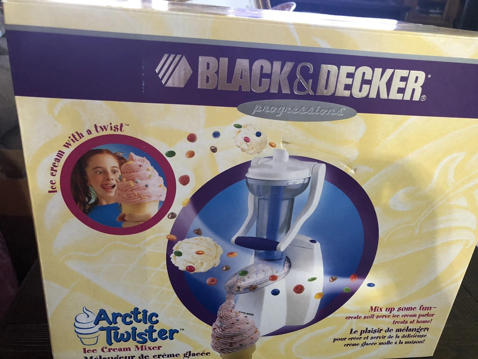 Black & Decker IC200 Artic Twister Kitchen Soft Serve Cone ICE CREAM