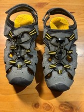 KHOMBU Gray and Yellow Water Hiking Sandals Youth Size 4