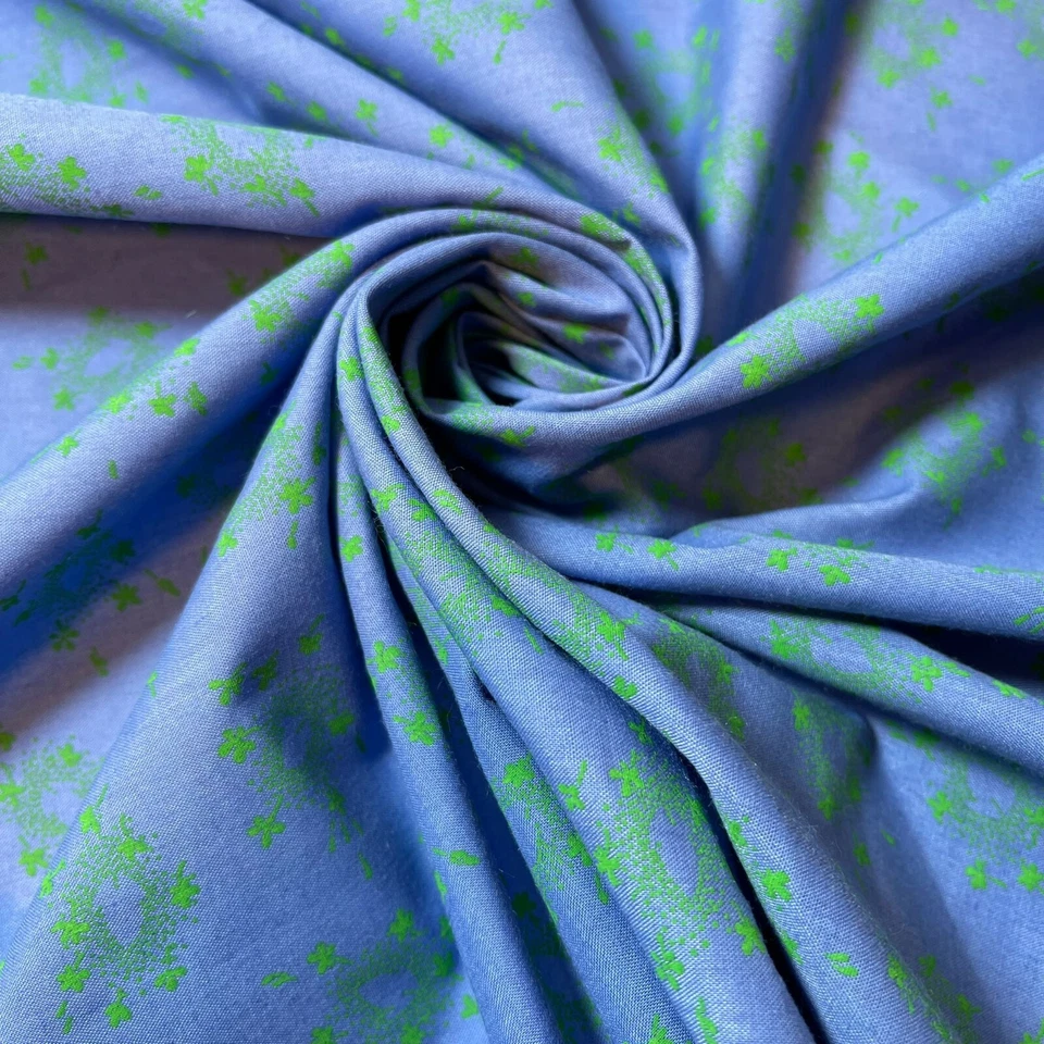 100% Cotton Vintage Material Novelty Floral Dress Craft Quilting Fabric 44"