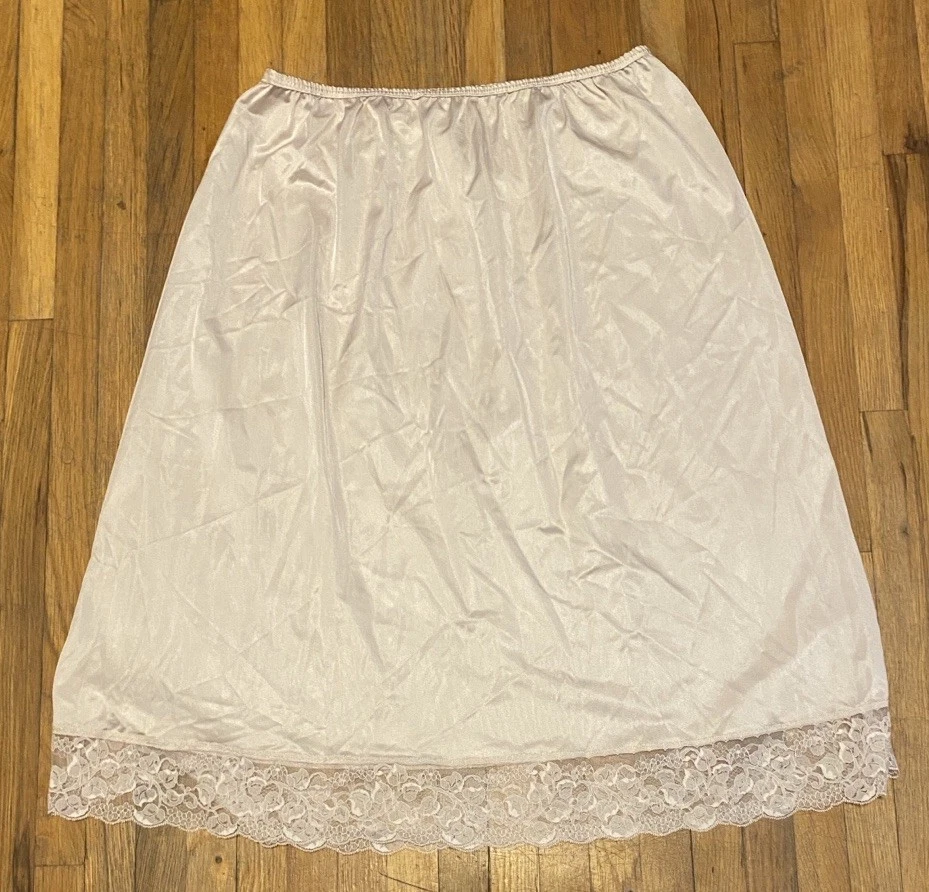 Henson Kickernick Vintage Womens Half Slip Cream With Lace Trim Size Large - Image 2 of 4
