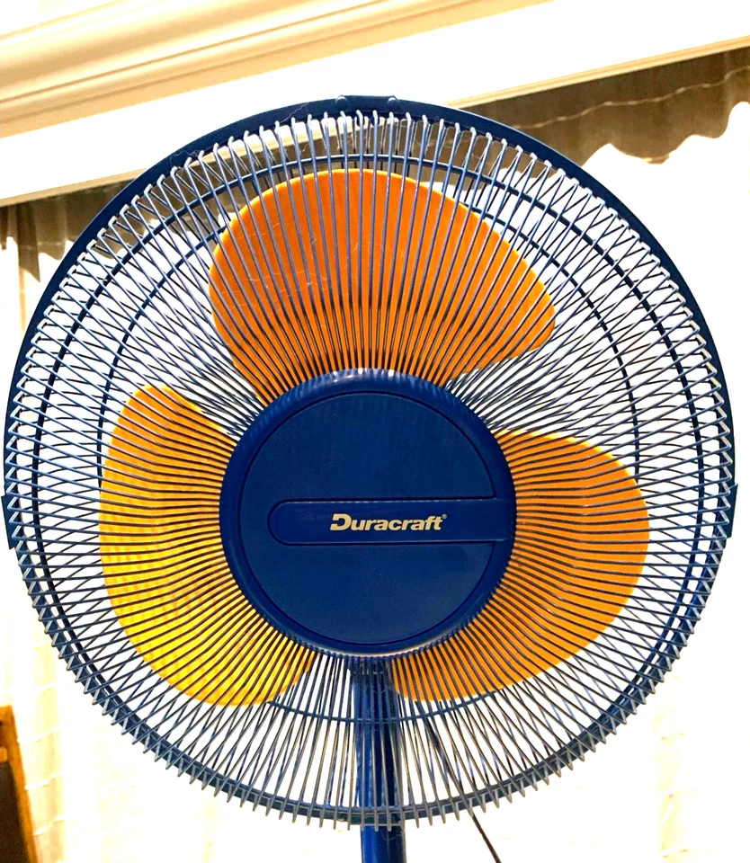 Vintage DuraCraft Rainbow Memphis Oscillating Pedestal Fan- Please Read - Image 3 of 4