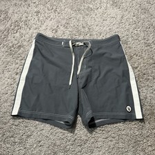 Vuori Puerto Board Shorts Grey White Striped Mens 34 Athletic Surf Swim