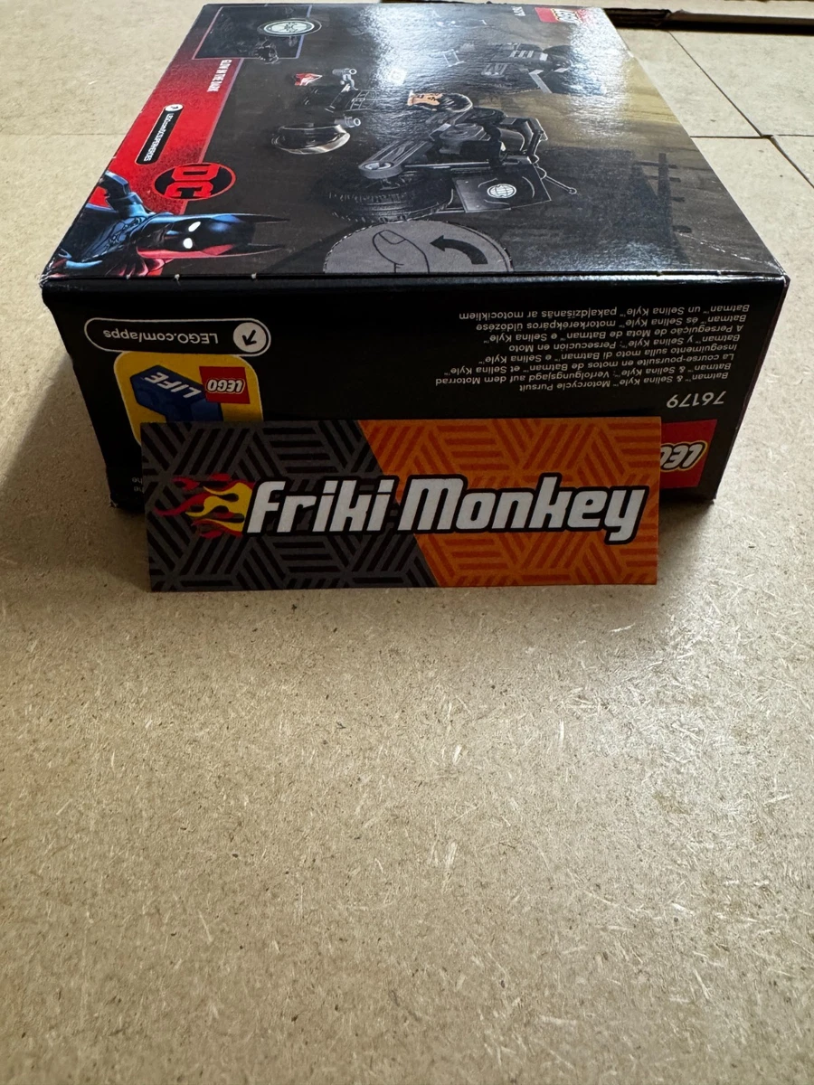 Lego (76179), (Batman™ & Selina Kyle™ Motorcycle Pursuit), Damage box, unopened