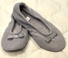 ISOTONER Ballerina Slippers Gray Size MEDIUM 6.5-7.5 Runs Small 