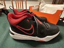NIB Nike Team Hustle D 11 Youth Size 6Y Red Black White Basketball Shoes