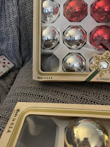 Lot Of Vintage Pyramid Glads Bulb Ornaments Blue Red Silver Gold Christmas Xmas - Picture 6 of 8