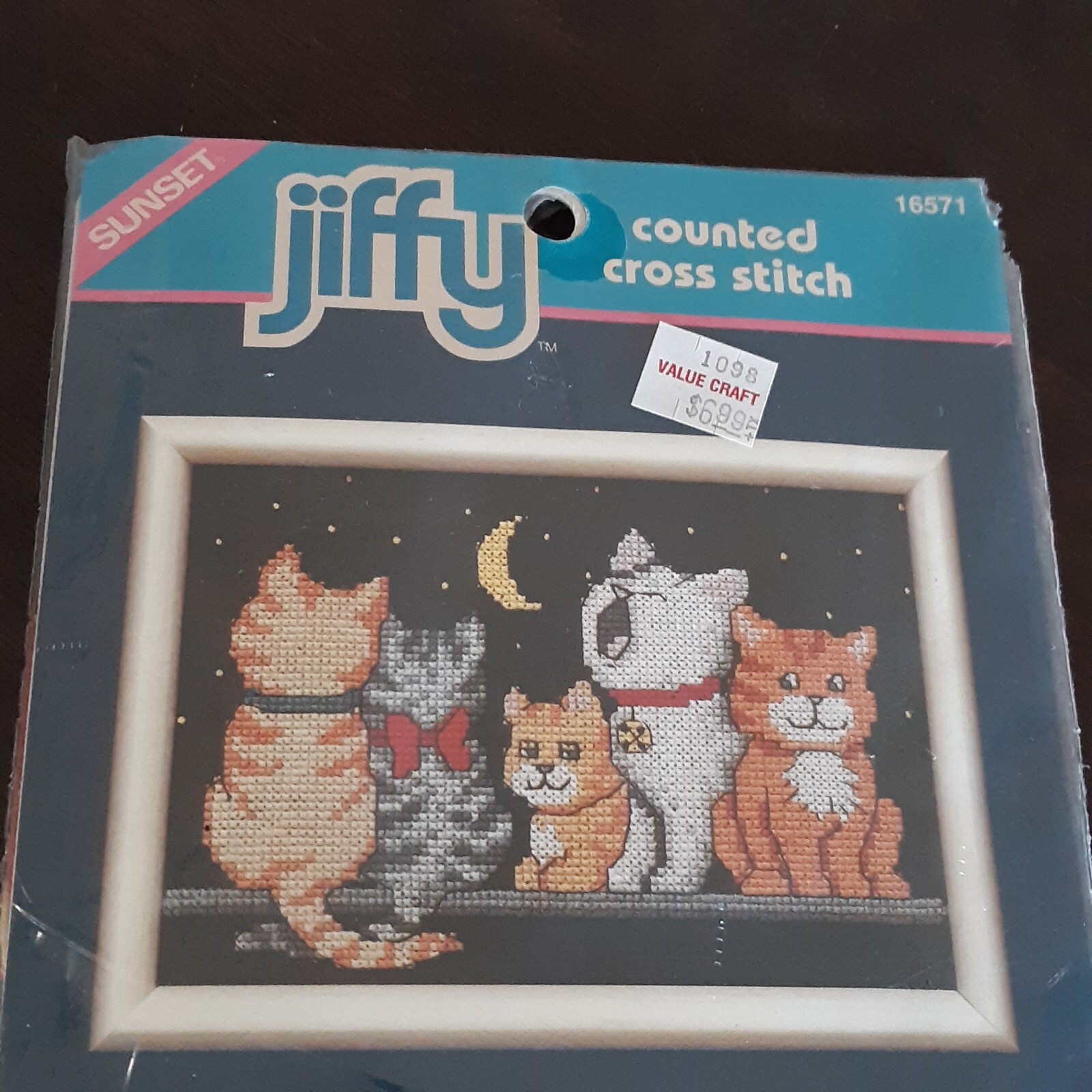 Sunset Jiffy Kit 16571 Counted Cross Stitch Midnight Meow 7" x 5" Cats