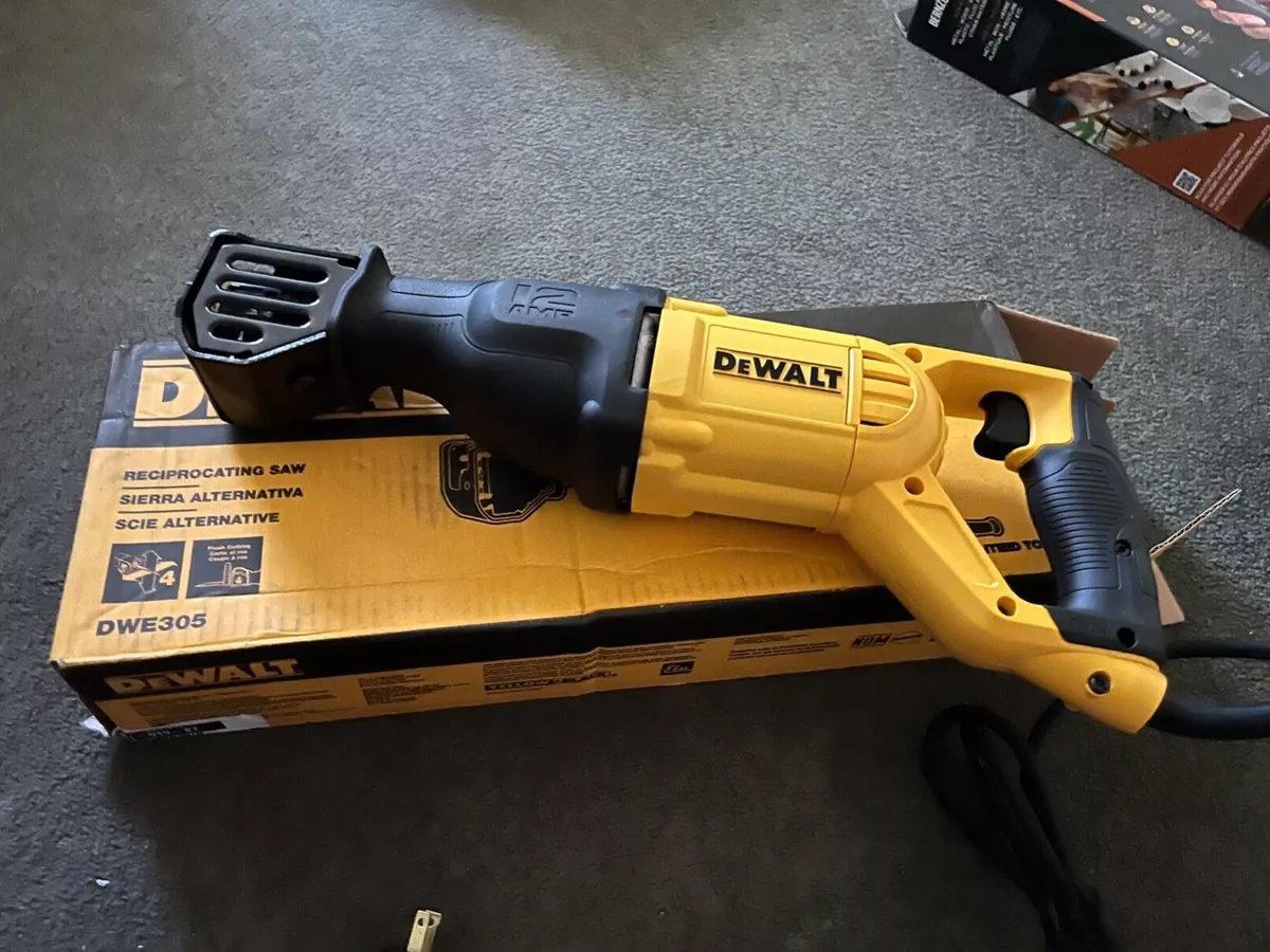 Sierra Sable Dewalt 2v/v 12amp Dwe305