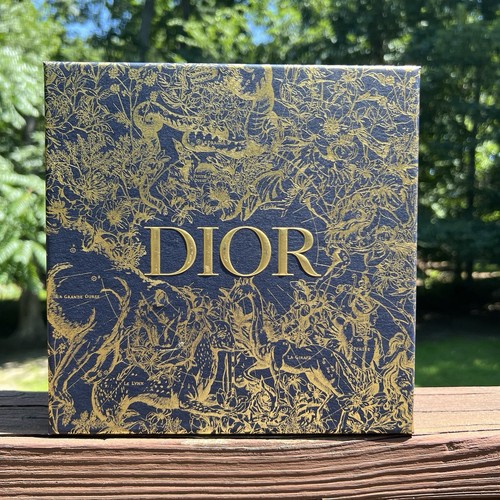 Dior Empty Gift Box W/logo Packing Papers & Dust Bag, Authentic| 8.25 x 8.25 x 3 - Picture 24 of 24