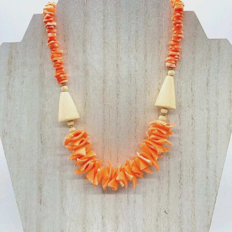 Orange White Shell Bead Chunky Statement Necklace… - image 1