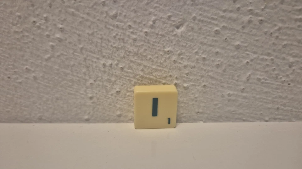 Scrabble Original 51272 Mattel Ersatzteile: Buchstabenstein I - Bild 1 von 1