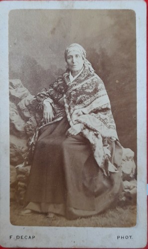 CDV - Photo ancienne (XIXè) FEMME DEBOUT