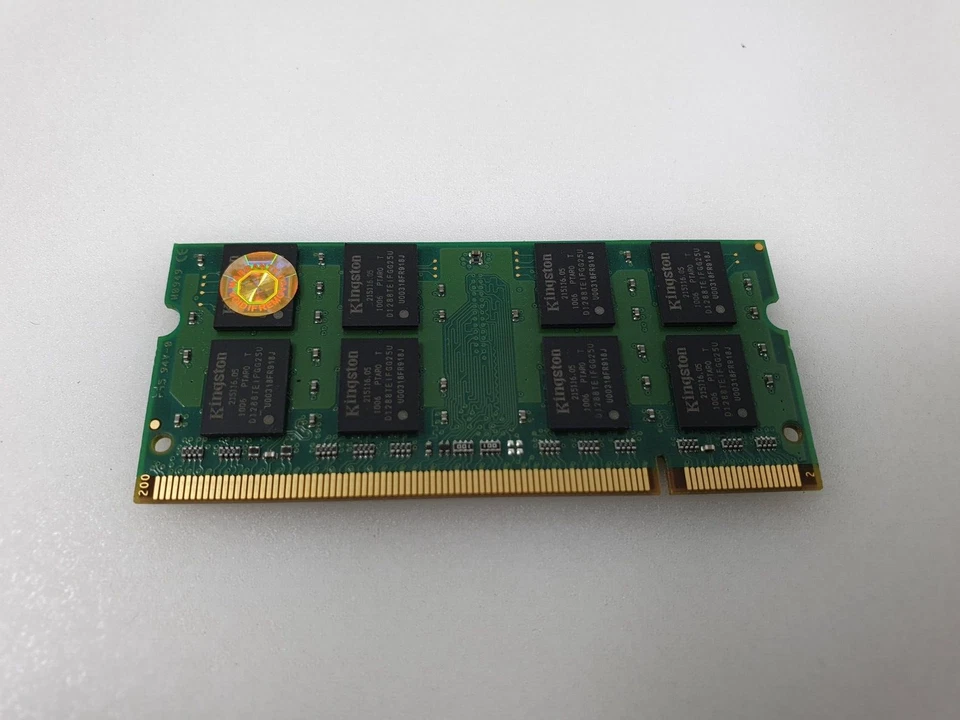 Apple MacBook Pro A1229 17" RAM Memory 2GB DDR2 PC2-5300 Kingston KVR667D2S5/2G - Image 2 of 4