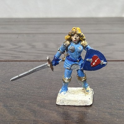 Ral Partha Loose Mini Female Paladin 1987
