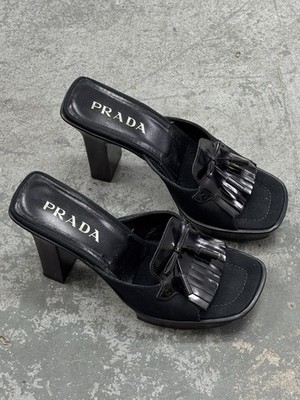 Prada SS1999 Split Sole Heels y2k 39 size Made In Italy