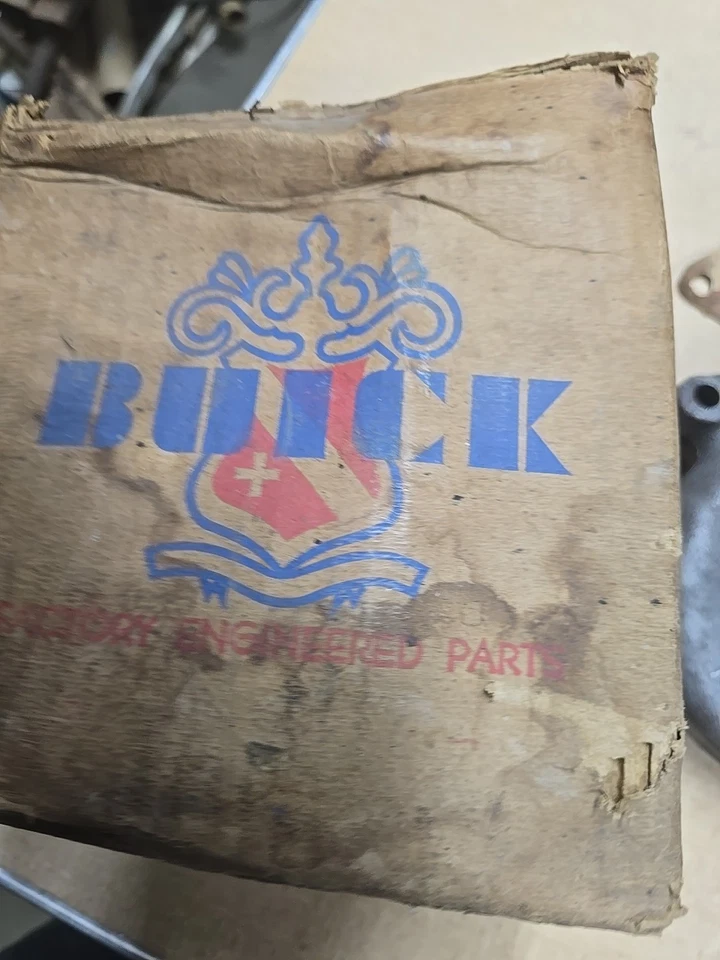 NOS GM 1937 1938 1939 1940 BUICK WATER PUMP 1328454 SPECIAL SUPER SERIES 40 50 - Image 2 of 4