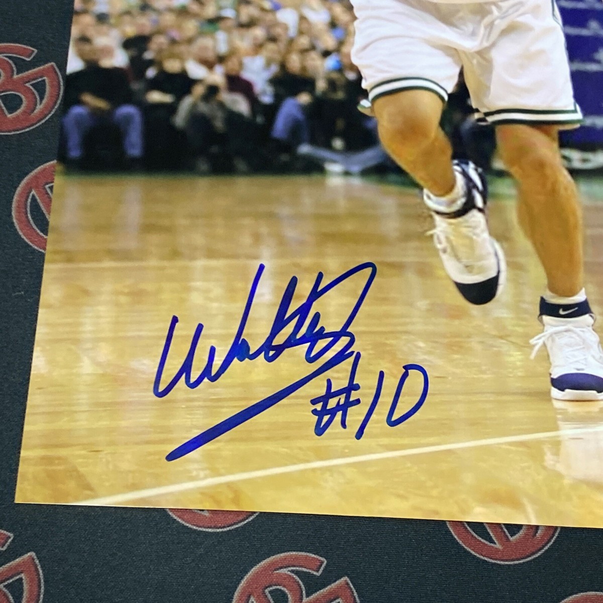 Signed 8x10 Wally Szczerbiak Boston Celtics Autographed Photo