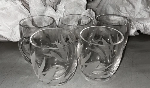 Set of 5 NWT Vintage Modern Thomas O’Brien Holiday Leaf Etched Coffee Mugs