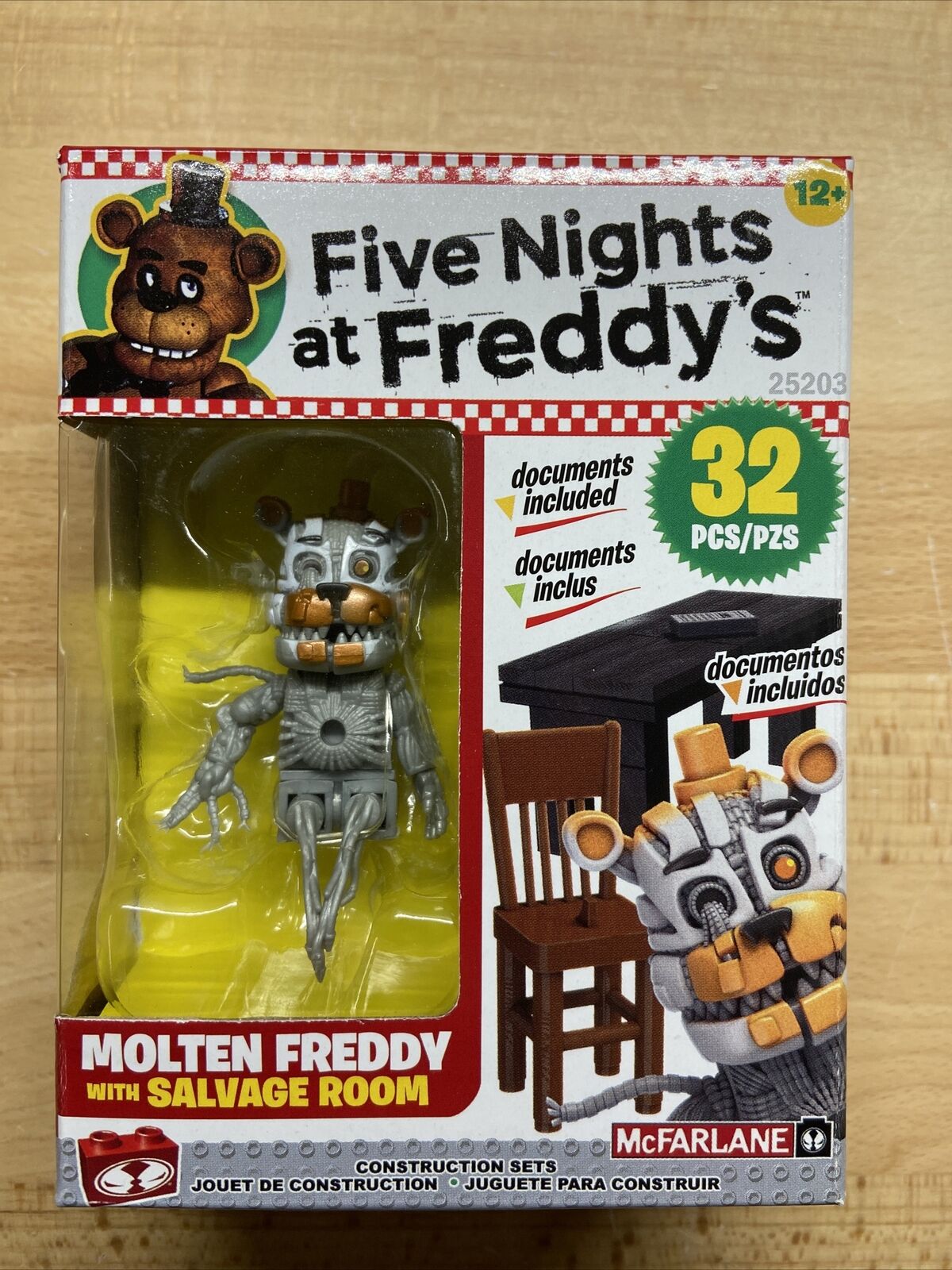 McFarlane Five Nights at Freddy's: Molten Freddy with Salvage Room FNAF Set  787926252033