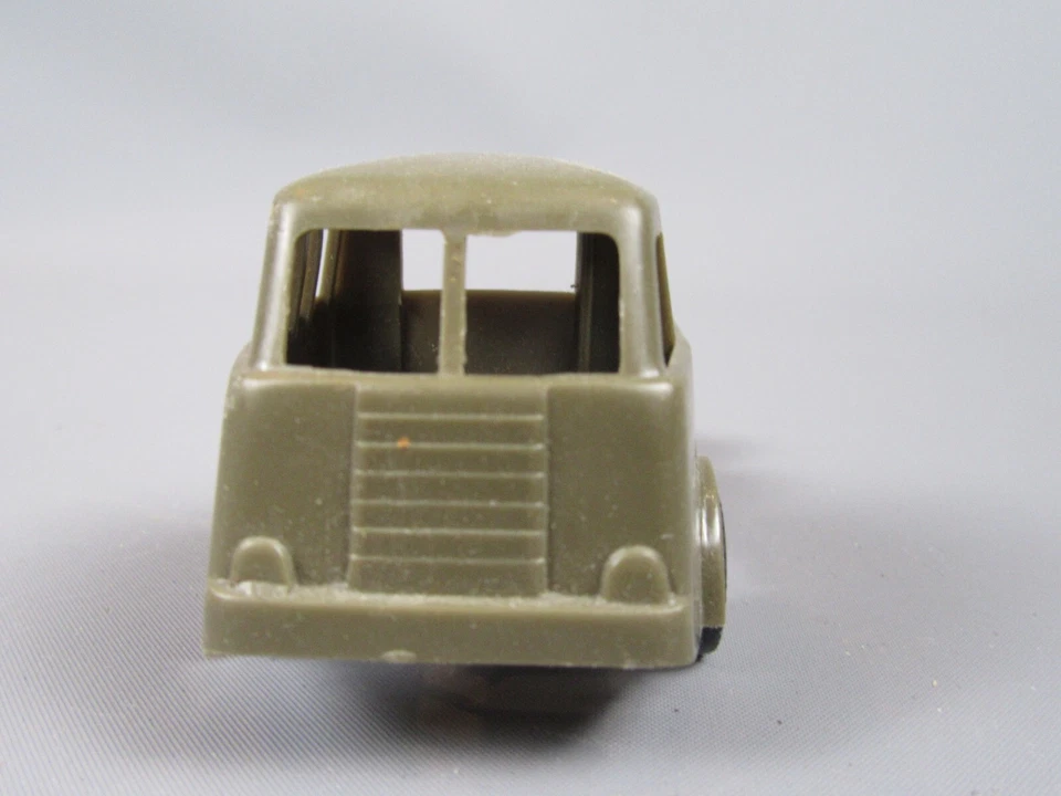 B694 Noreda Berliet TBU Camion Militare Giocattolo Bazar Plastica 1:50 - Immagine 2 di 4