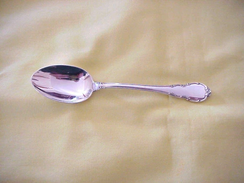 MODERN VICTORIAN BY LUNT STERLING FIVE O'CLOCK SPOON  NO MONOGRAM
